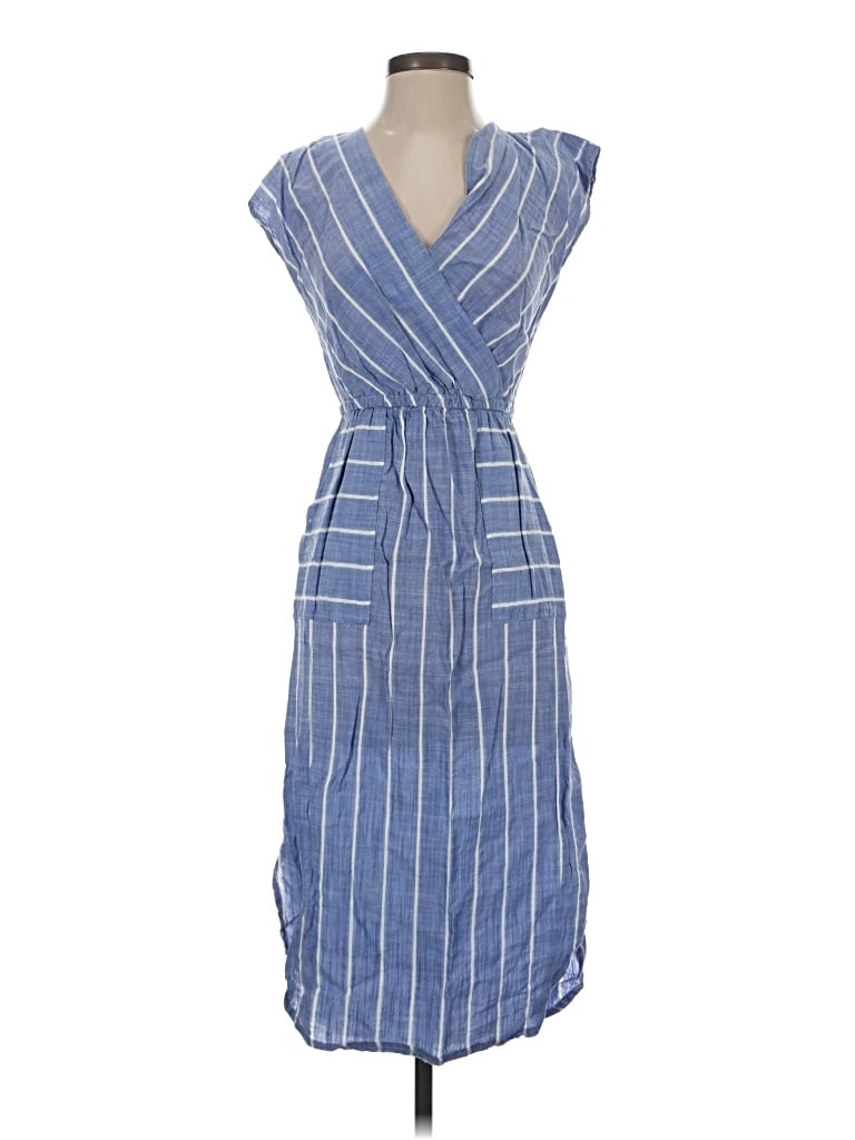 Pre-owned Universal Thread Casual Dress In Blue