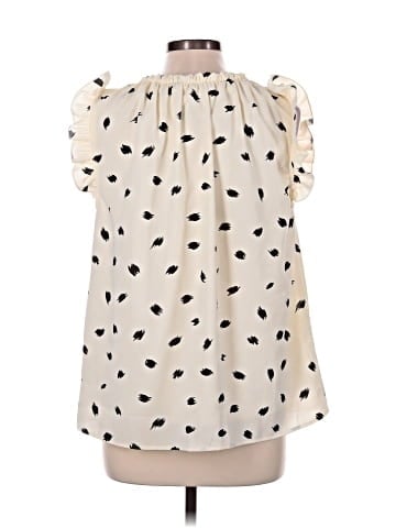 Betsey's Boutique Shop Sleeveless Blouse (view 2)