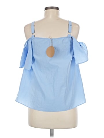 Essue Sleeveless Blouse (view 2)