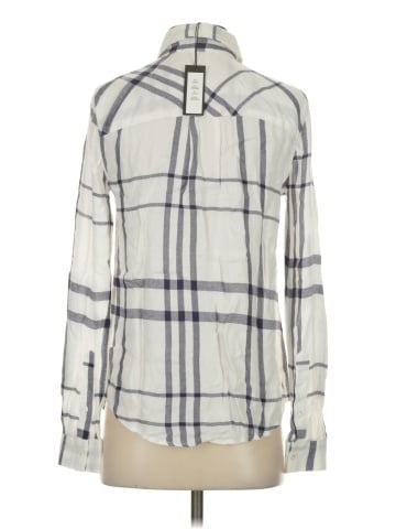 Romeo & Juliet Couture Long Sleeve T-Shirt (view 2)