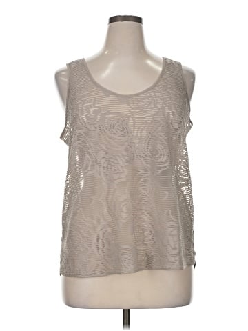 Outback Red Sleeveless T-Shirt (view 1)