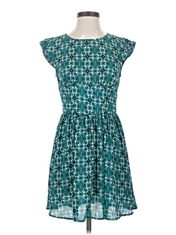 Forever 21 Casual Dress (view 1)