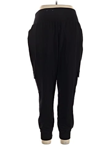 LIVI Active Pants (view 2)