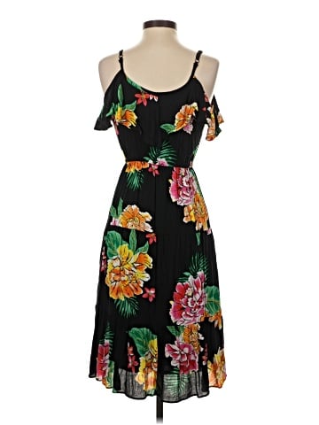 Old Navy Casual Dress (view 2)