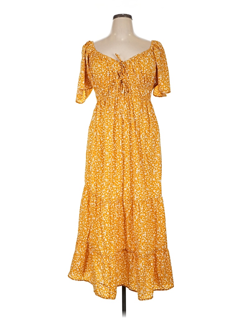 Pre-owned Blush Casual Dress In Yellow