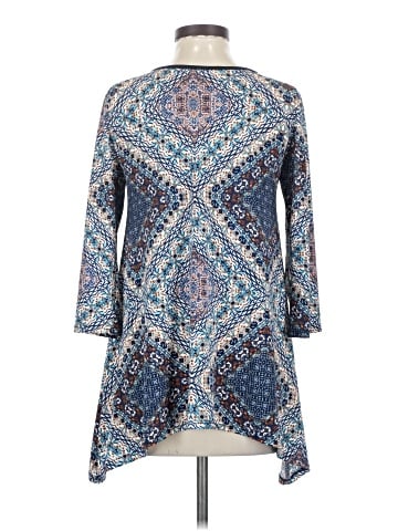 Agenda 3/4 Sleeve Top (view 2)