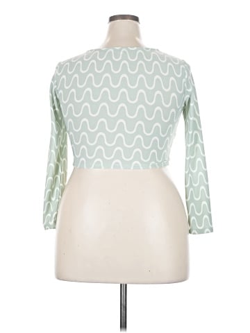 Meraki 3/4 Sleeve Top (view 2)