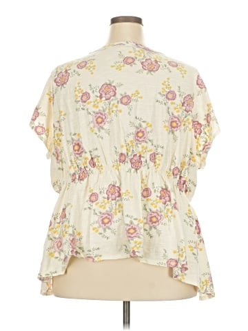Festi Short Sleeve Blouse (view 2)