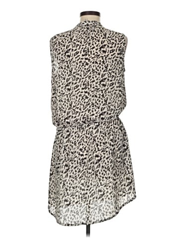 Lila Rose Casual Dress (view 2)