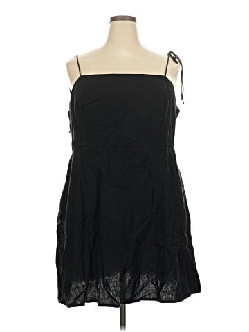 Old Navy Cocktail Dress (view 1)