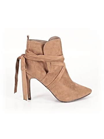 Breckelle's Ankle Boots (view 1)