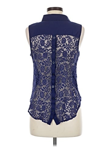 Mine Sleeveless Button-Down Shirt (view 2)