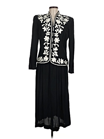 Karin Stevens Casual Dress (view 1)