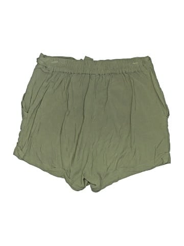 Twik Shorts (view 2)