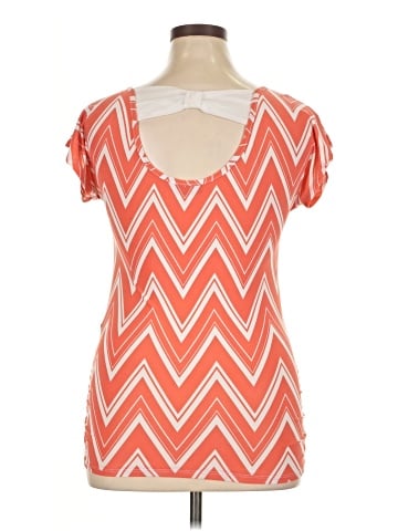 Free Kisses Short Sleeve T-Shirt (view 2)