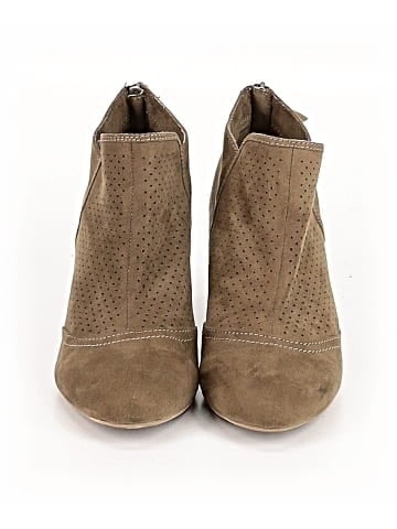 REPORT Wedges (view 2)