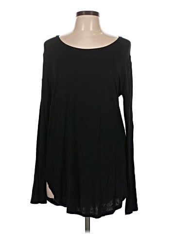 Emma's Closet Long Sleeve Top (view 1)