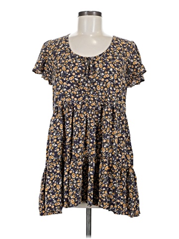 Dress Forum Casual Dress (view 1)