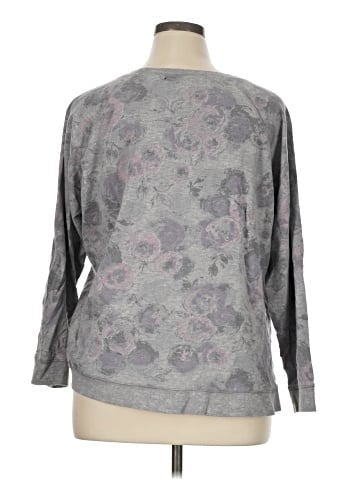 Relativity Pullover Sweater (view 2)