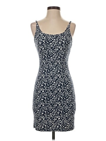Old Navy Casual Dress (view 1)