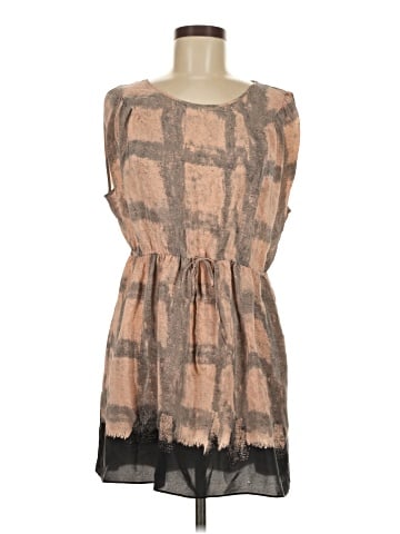 Lil Sleeveless Blouse (view 1)