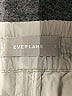 Everlane Solid Green Khaki Shorts Size 2 - photo 3