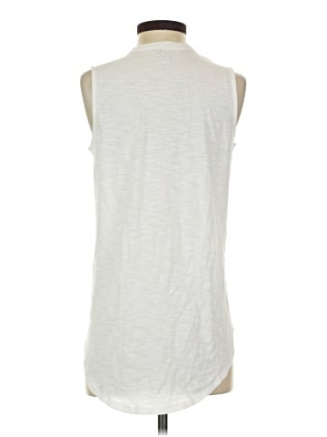 Sahalie Sleeveless Blouse (view 2)
