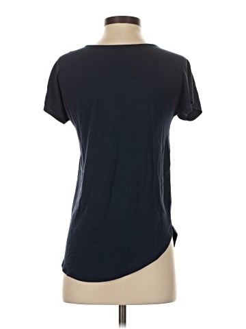 Lucy & Laurel Short Sleeve T-Shirt (view 2)