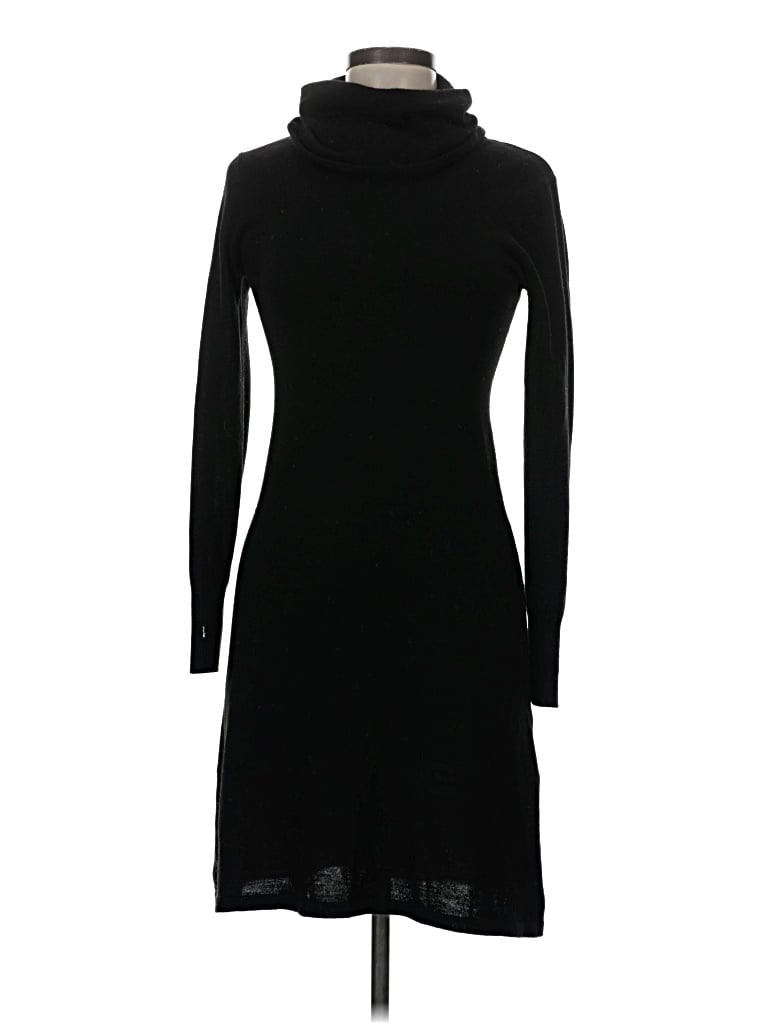 Pre-owned H&m Casual Dress In Black