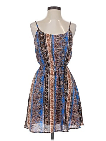 Everly Casual Dress (view 1)