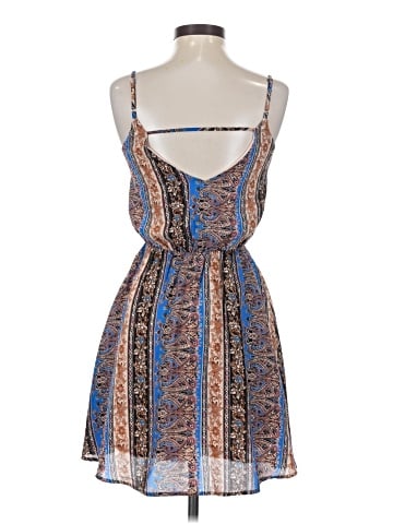 Everly Casual Dress (view 2)