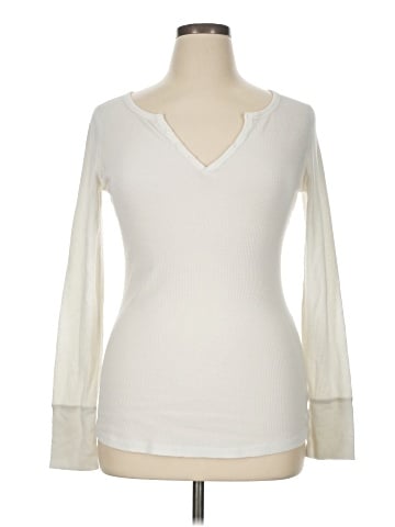 Mossimo Supply Co. Long Sleeve T-Shirt (view 1)