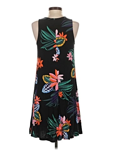 Old Navy Casual Dress (view 2)