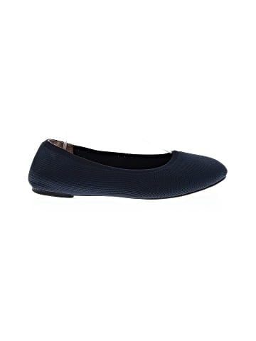 Amazon Essentials Flats (view 1)