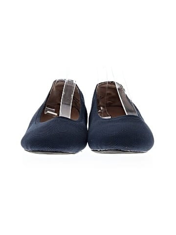 Amazon Essentials Flats (view 2)