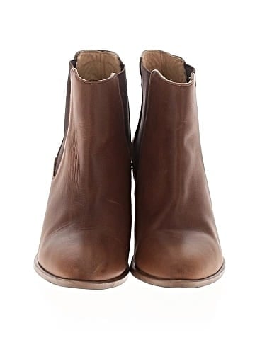 Nisolo Ankle Boots (view 2)