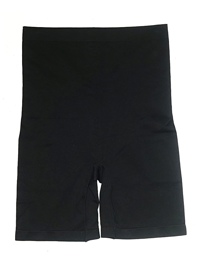 Pre-owned Yummie Athletic Shorts In Black