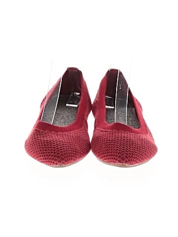 Unbranded Flats (view 2)