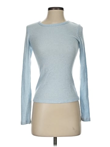 Old Navy Pullover Sweater (view 1)