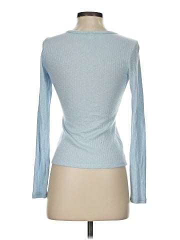 Old Navy Pullover Sweater (view 2)