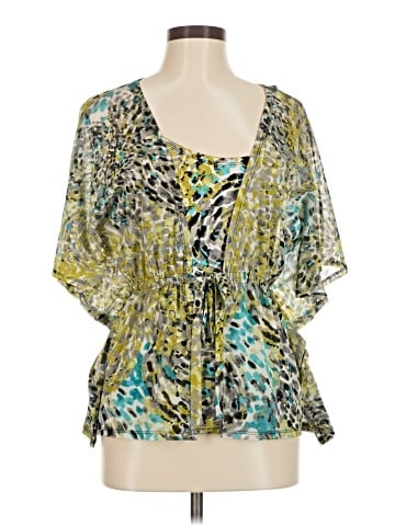 Nicola Short Sleeve Blouse (view 1)