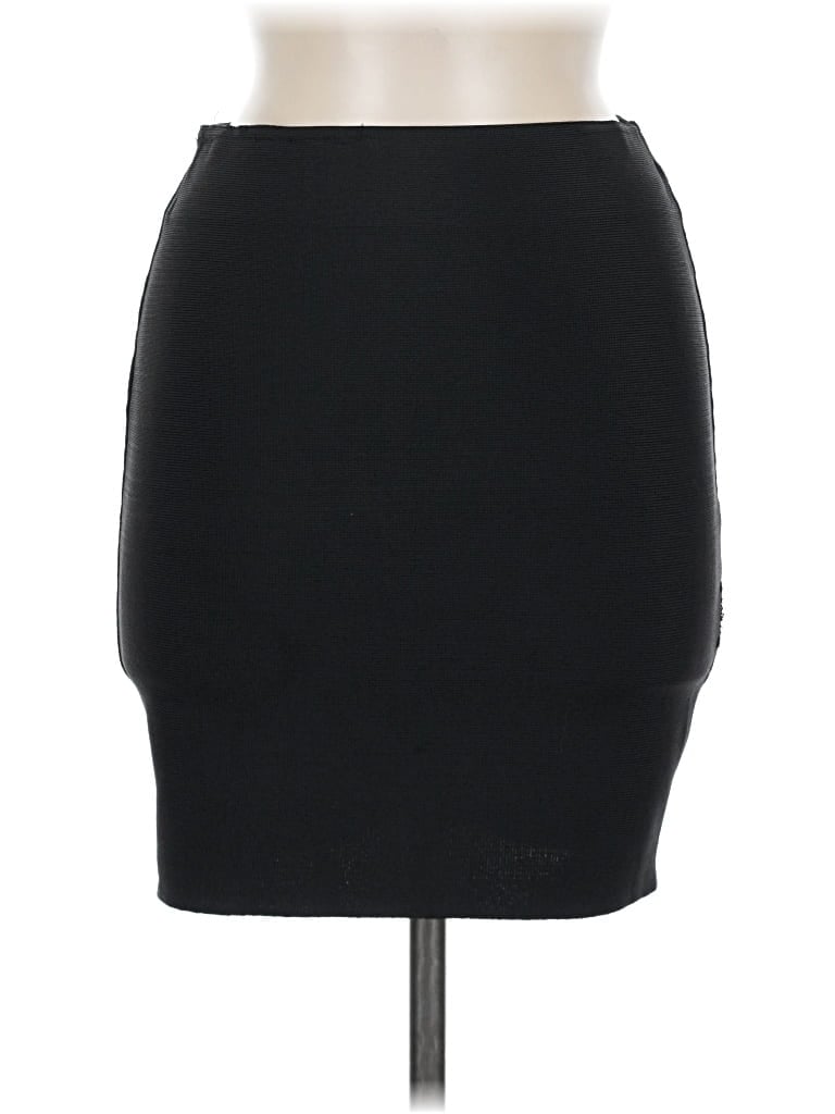 Pre-owned Hera Collection Casual Skirt In Black