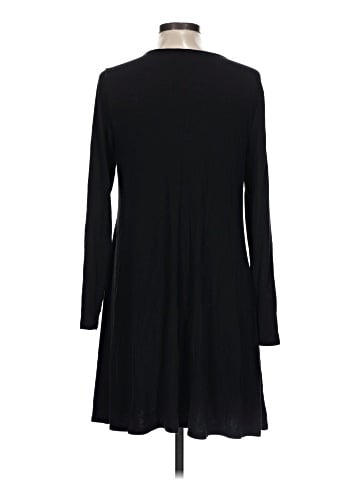 Old Navy Casual Dress (view 2)