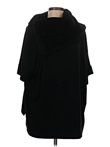 Capote Poncho (view 1)