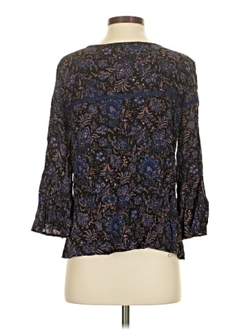 Buttons 3/4 Sleeve Top (view 2)