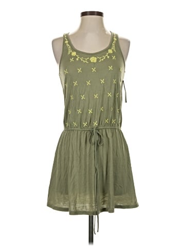 En Creme Casual Dress (view 1)