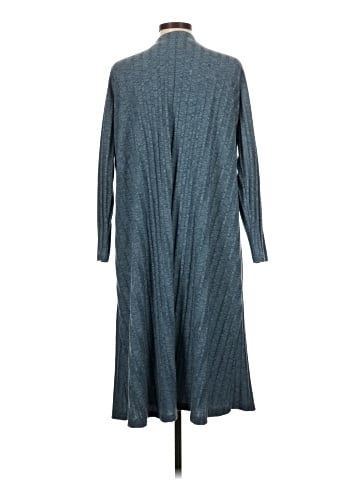 Lularoe Cardigan (view 2)