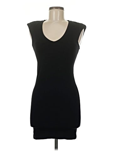Alice + Olivia Casual Dress (view 1)