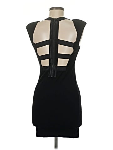 Alice + Olivia Casual Dress (view 2)