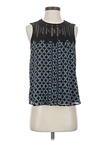 Daniel Rainn Tank Top (view 1)
